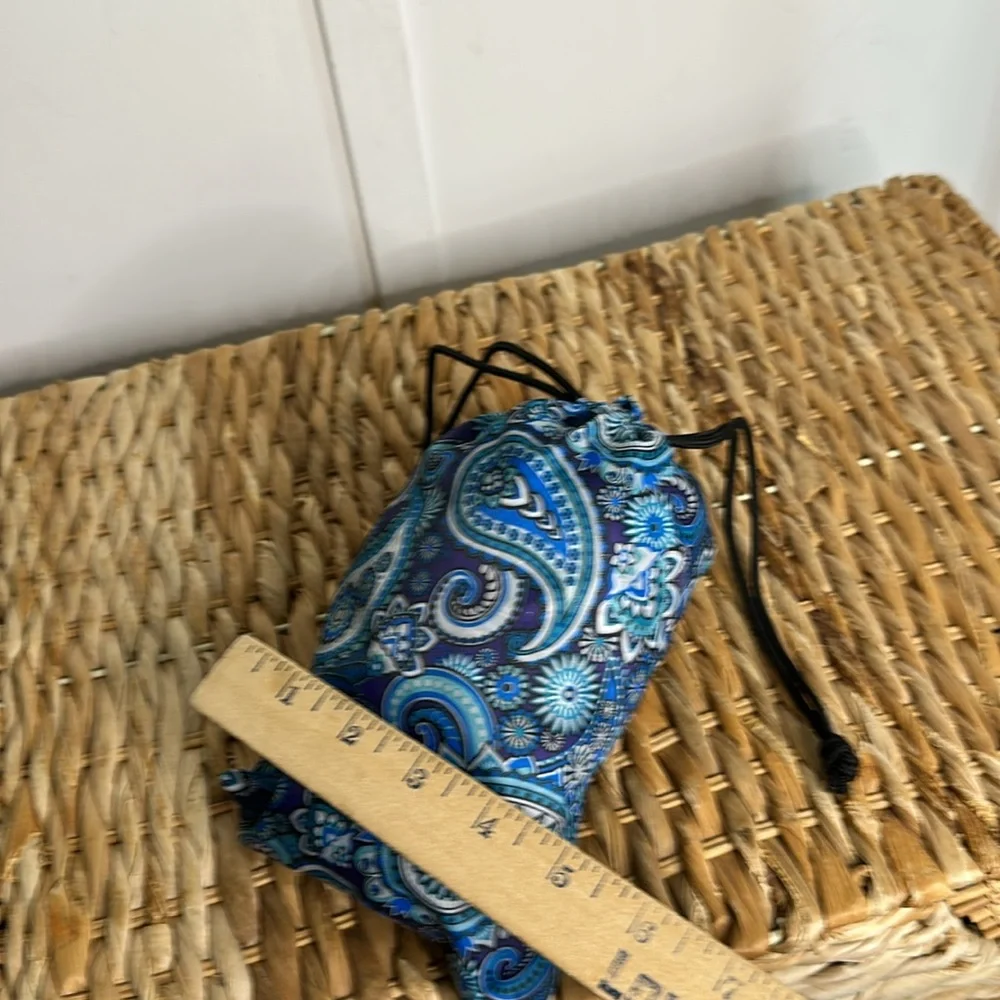 Blue Paisley Drawstring Bag‎